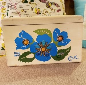 Vintage Enid Collins box purse